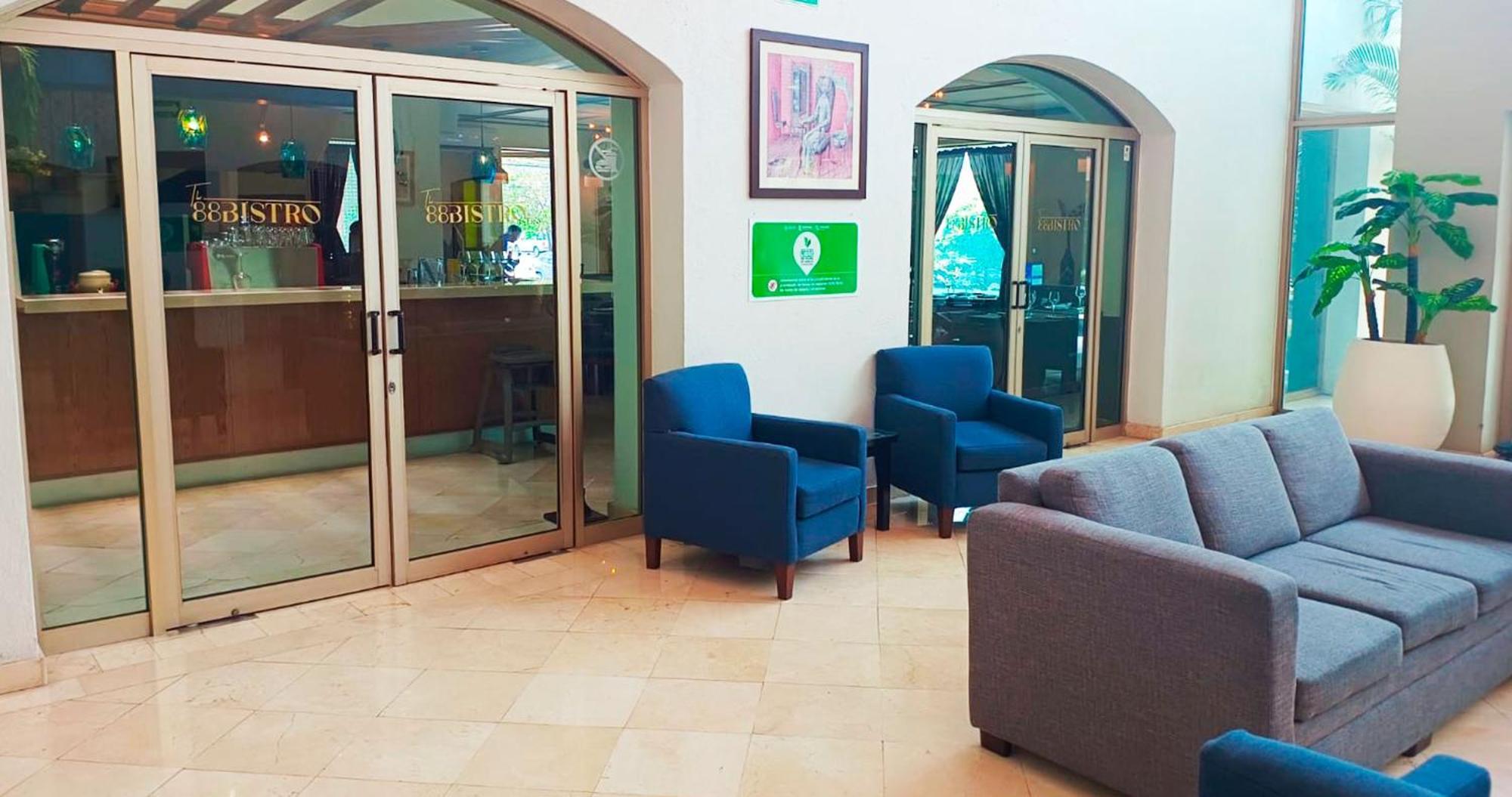Hg Hotel Сапопан Экстерьер фото